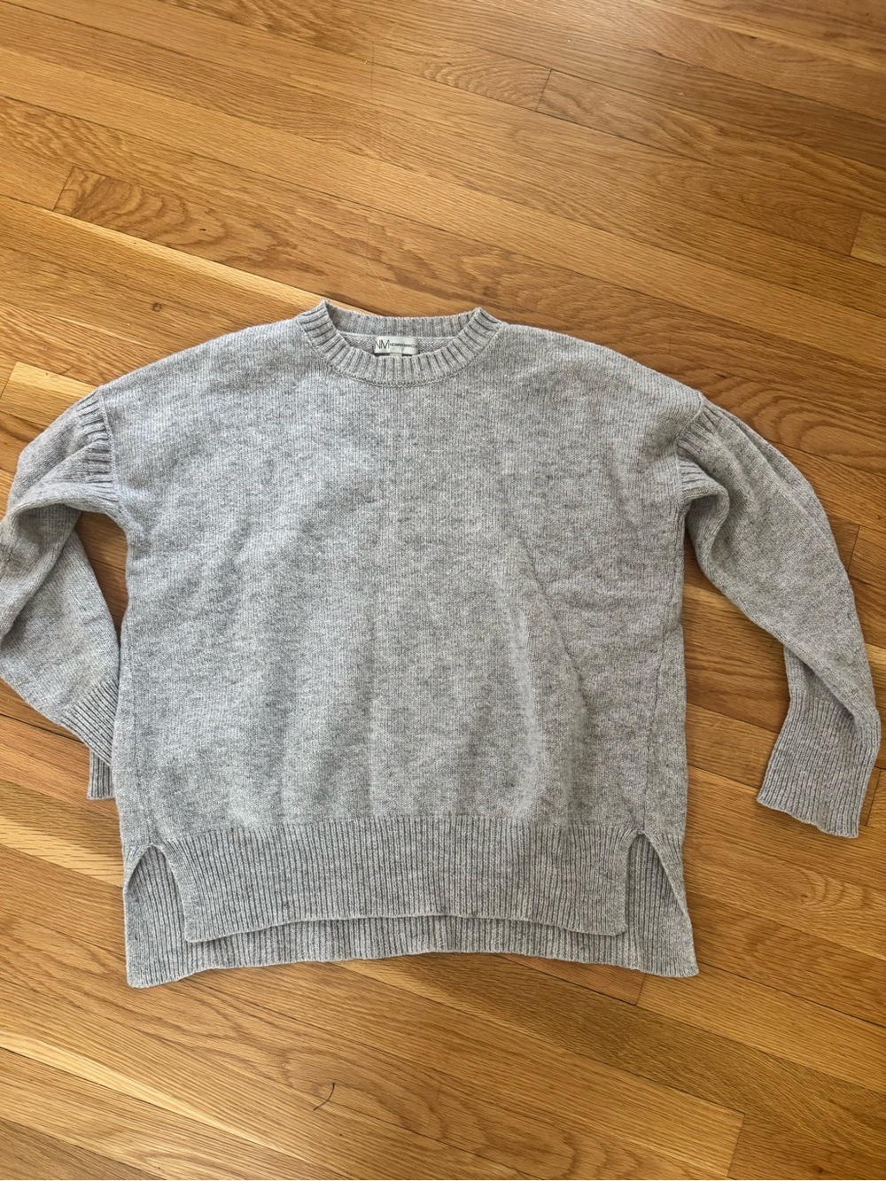 Neiman Marcus Heather Gray Crewneck Pullover
